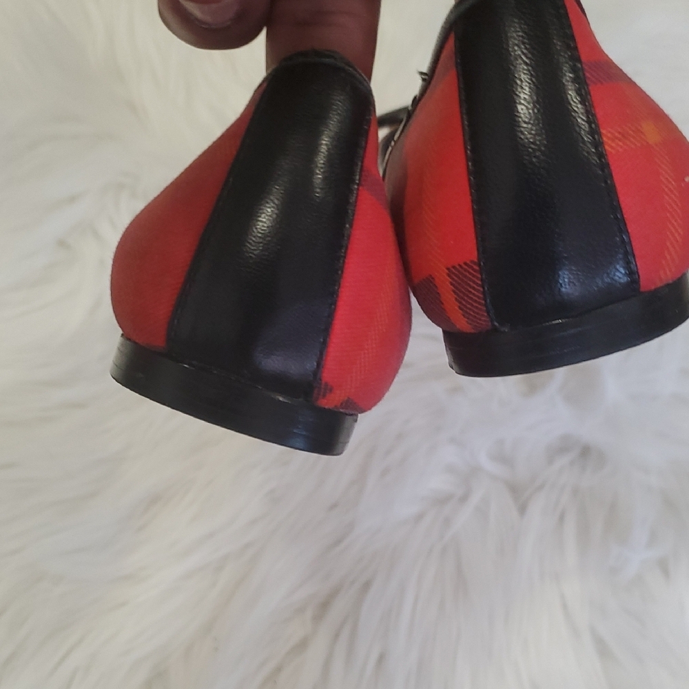Kate Spade Preppy  Red and Black Flats with Bow Accent - Picture 6 of 14